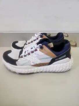 Sepatu Skechers