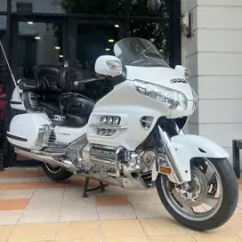 HONDA GOLDWING NIK 2011 MOTOR MULUS TEARAWAT SIAP PAKAI TOURING GASPOL