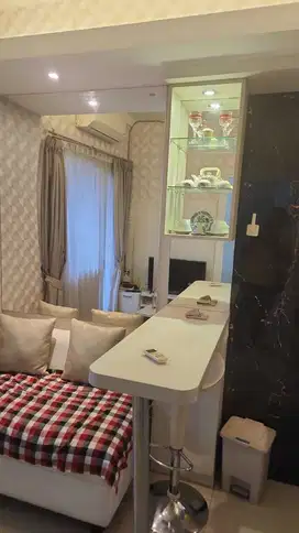 DISEWAKAN APARTEMEN GREEN PRAMUKA 2 BEDROOM FULL FURNISH ORCHID MALL