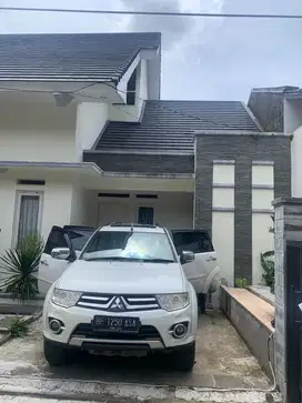 MURAH RUMAH 2 LANTAI  DI  LIGAR RAYA CIGADUNG BANDUNG