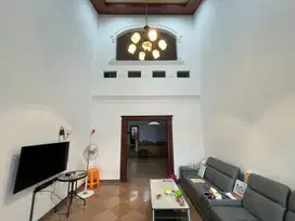 Villa di Komplek Griya Riatur ( Amir Hamzah )