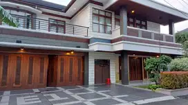 Rumah Cantik jauh dibawah NJOP di Kemang Utara