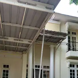 Dijual rumah 2lt di Kota Wisata