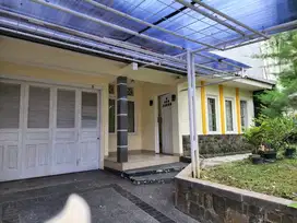 Disewakan rumah bagus cocok juga untuk kantor dekat ke jakarta selatan