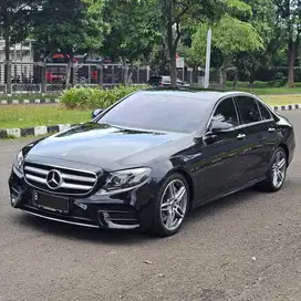 (CASH) Mercedes Benz E350 EQ-Boost 2020