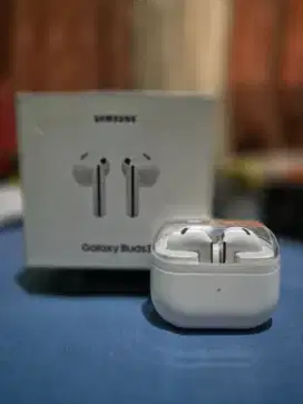 Earphone Tws Galaxy Buds 3