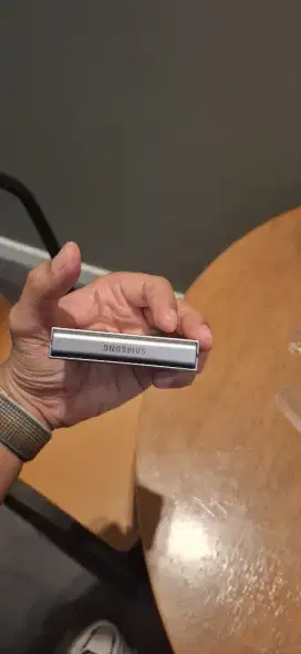 Samsung Z Flip 6 _ 12/256 GB