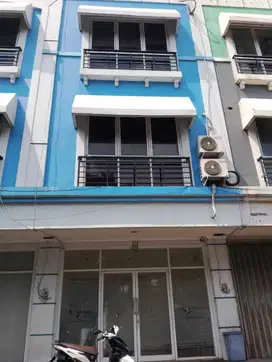 Dijual 2 ruko sudah connecting di area pejaten pasar minggu