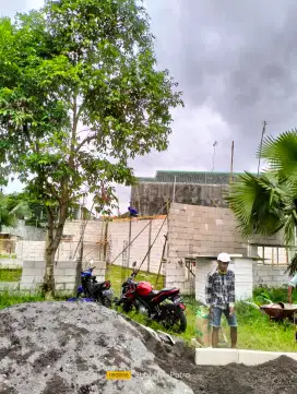 Tukang Bangunan