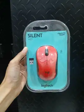 Logitec M221 mouse