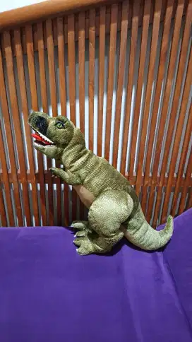 Boneka Dinosaurus Trex T Rex T-Rex Universal Studios
