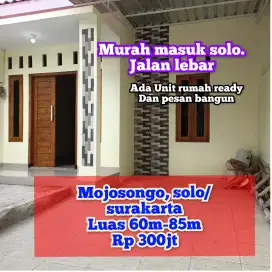 Rumah baru masuk solo harga cm 300jt pembayaram bs di tempo