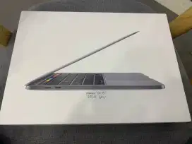 MacBook pro 2020 like new
