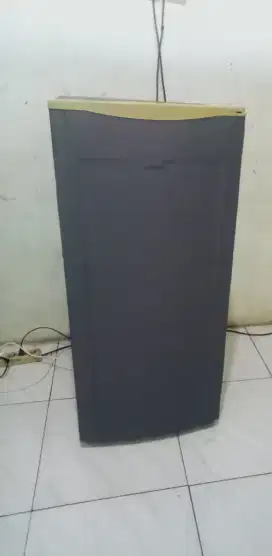 Kulkas 1 (satu) pintu sharp