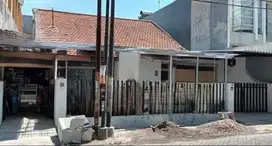 Rumah Hitung Tanah Selangkah Raya Jemursari Lokasi Tenggilis Surabaya