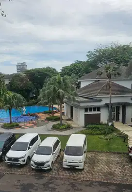 JUAL RUMAH PHG CLUSTER CHALCEDONY SEBERANG CLUB HOUSE GADING SERPONG