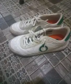 Sepatu futsal ortuseight jogosala size 39