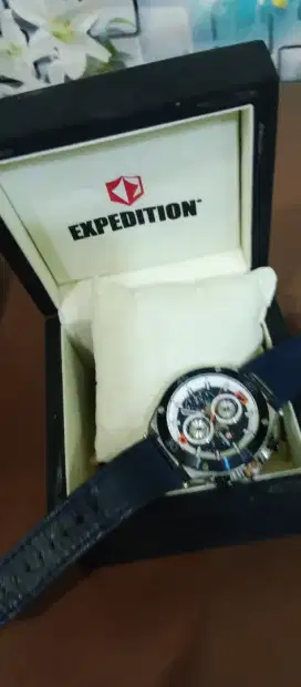 Jam tangan expedition original tipe 6756 silver biru