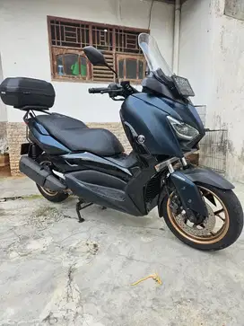 2022 Yamaha XMAX abs connected