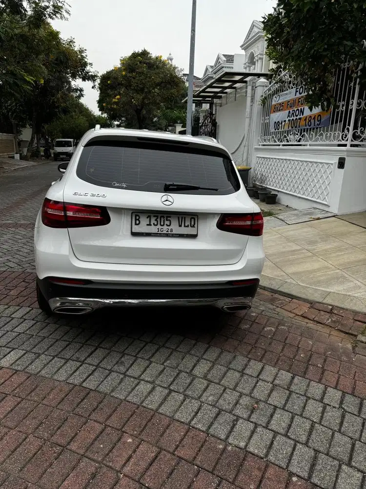 Mercedes glc 200 jual cepat
