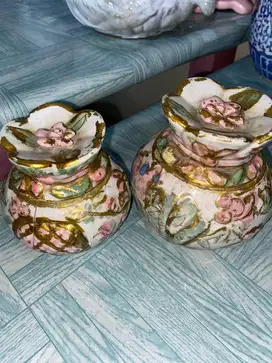 GUCCI ANTIK MOTIF BUNGA SAKURA LIST EMAS DENGAN TUTUP