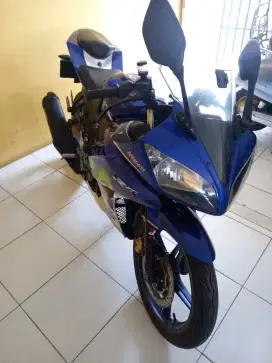 Yamaha R15 2017 movistar