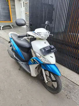 Bissmillah dijual motor Yamaha Mio j 2012