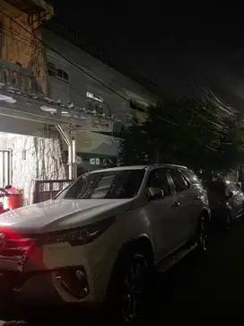 Dijual Toyota fortuner 2.4 VRZ 4x2 At