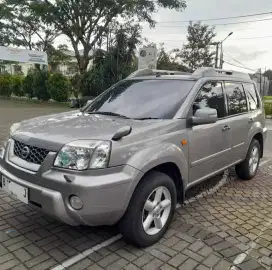 Xtrail tipe tertinggi Istimewa