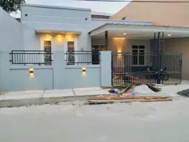 Rumah luas dengan 4 kamar tidur bekasi barat