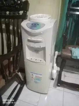 Dispenser merk Sanken