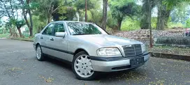 Mercedes-Benz C230 1997 Bensin