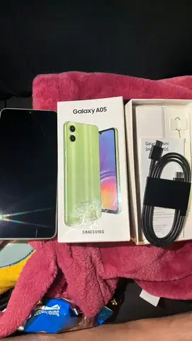 Dijual Samsung A05 4/64 garansi resmi
