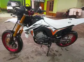 CRF 150L thun  2023 buln 8 Plat AD klaten