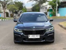 BMW 740Li G12 M Sport 2022 Hitam