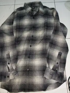 Kemeja Uniqlo Ori 100%