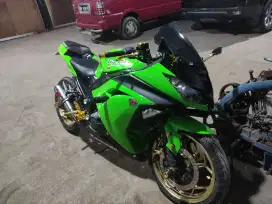 Kawasaki Ninja 250fi
