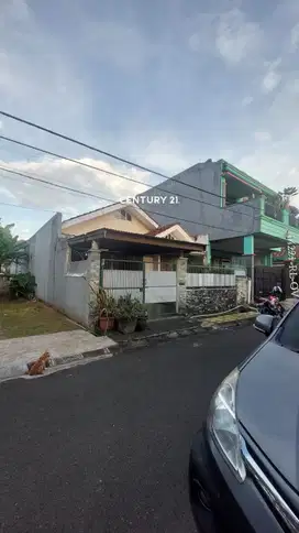 Dijual Rumah Lokasi Stategis Di Graha Raya Tangerang Selatan