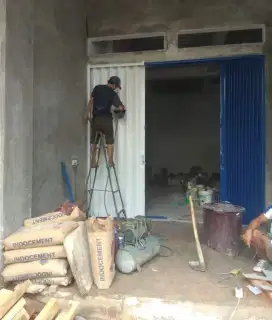 Tukang folding gate rolling door murah