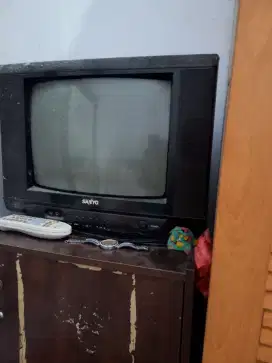 Tv bekas sanyo + remote
