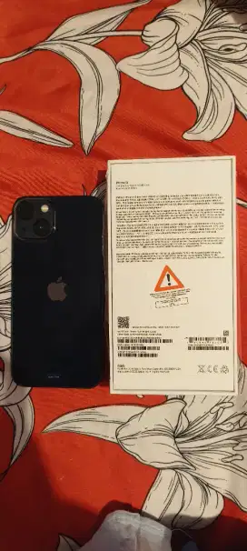 Iphone 13 masih garansi 8 bln, BH100%