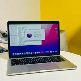 MacBook Pro 13 inch 2017 256GB original mantap
