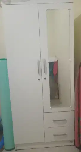 Dijual cepat lemari baju