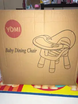 Kursi makan bayi