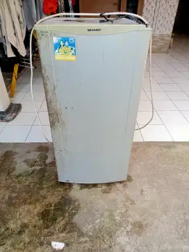 Kulkas Sharp 1 pintu