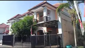 Dijual Rumah 2 Lantai  Dalamrumahan One Gate Sistem Lokasi Plemburan
