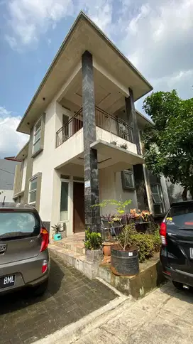 Dijual Rumah Lokasi Strategis Cipayung Jakarta Timur