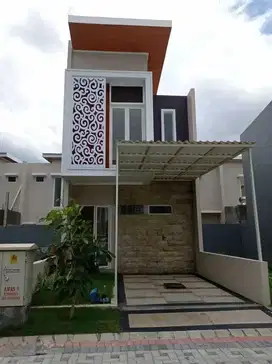 Rumah 2 Lantai di Puri Safira Grand Shanaya, Menganti