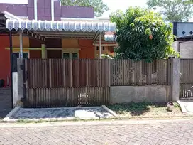 Kami Tawarkan Rumah depan kantor kecamatan Gunungpati