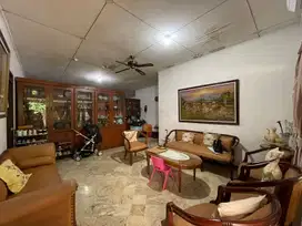 Dijual Rumah Bagus Nyaman Lokasi Strategis di Kebayoran Baru, Jaksel